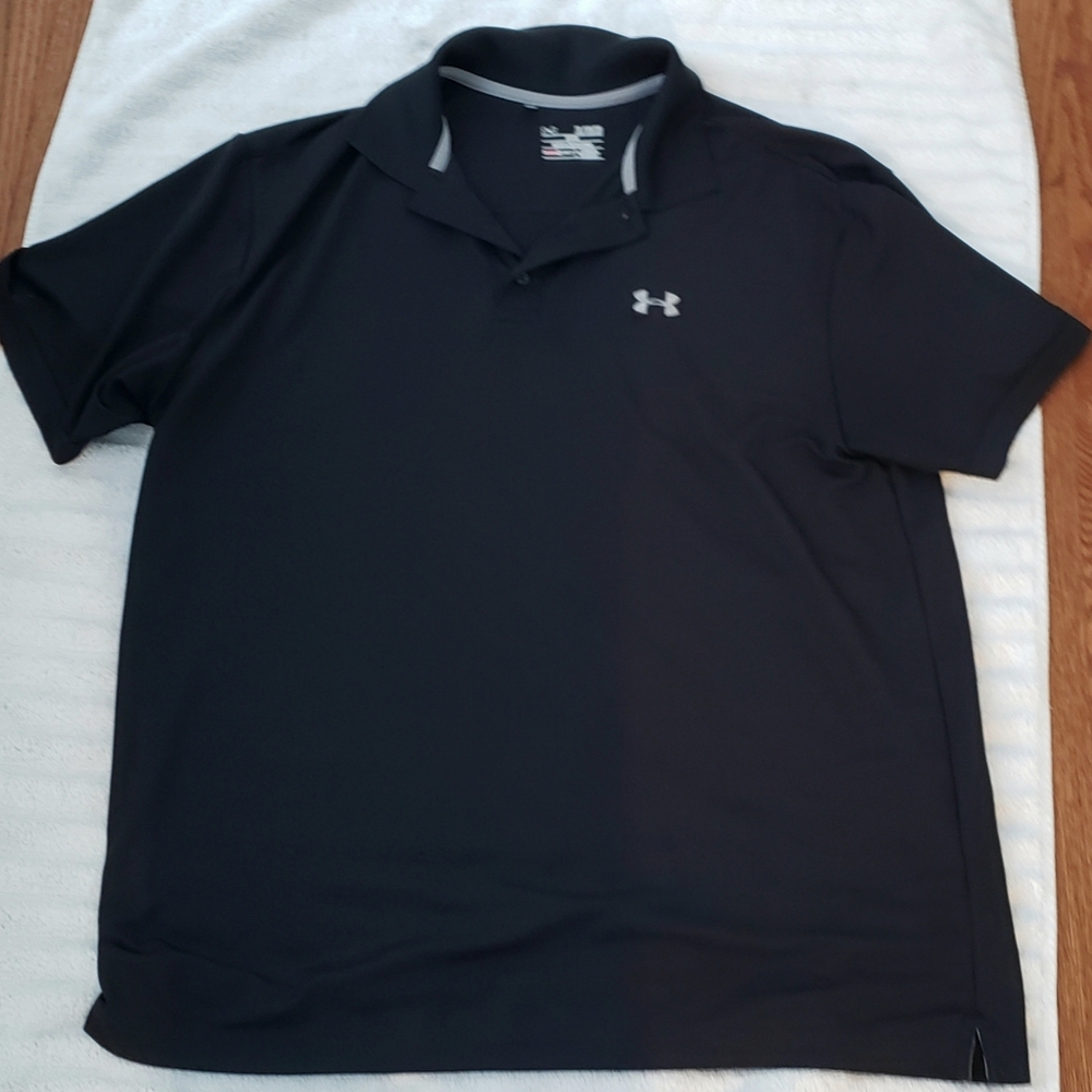 ~Mens Heat Gear Under Armour Shirt ~